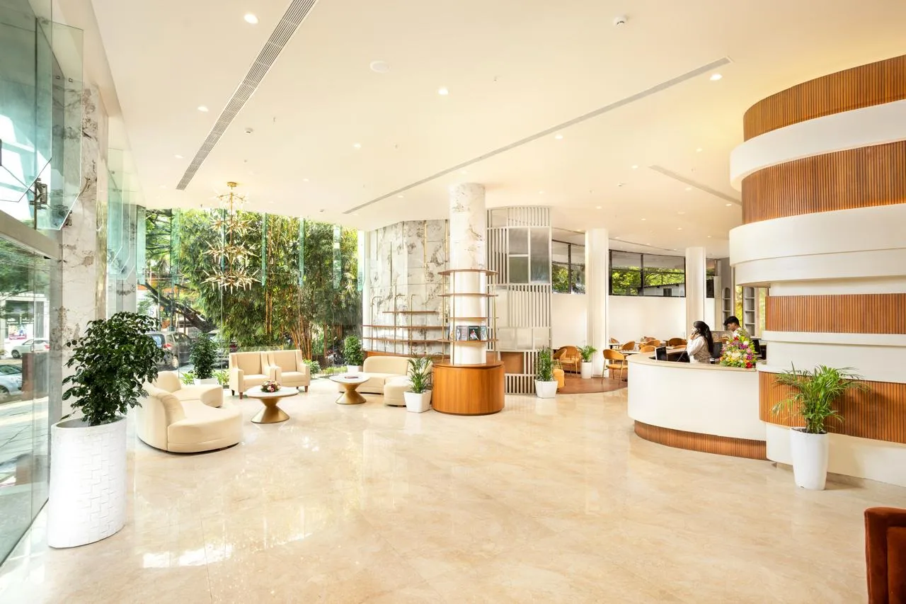 Hotel Explora Kozhikode lobby and waiting hall